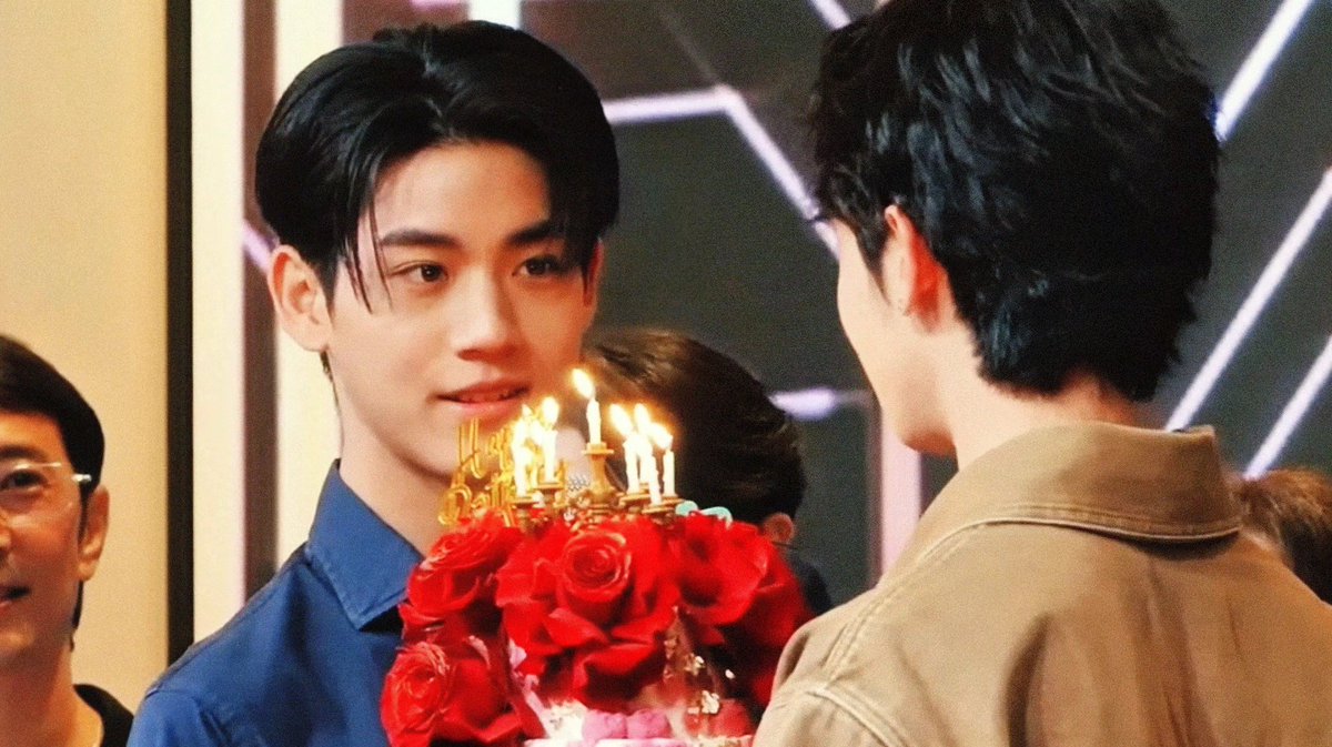 ┌ ★ 𝙢𝙛𝙙 🦕🍊 ’ tweet media