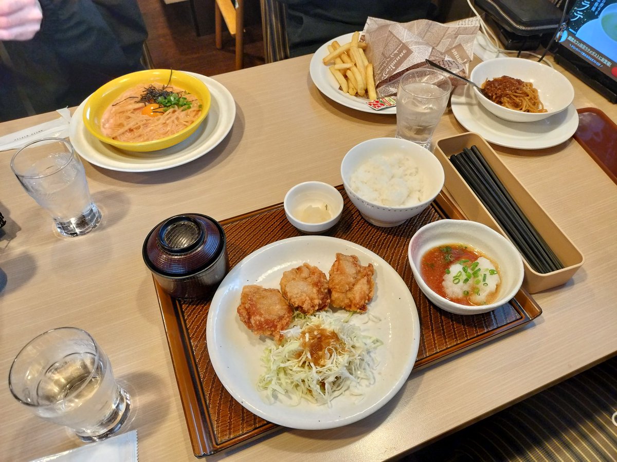 ハセピー tweet media