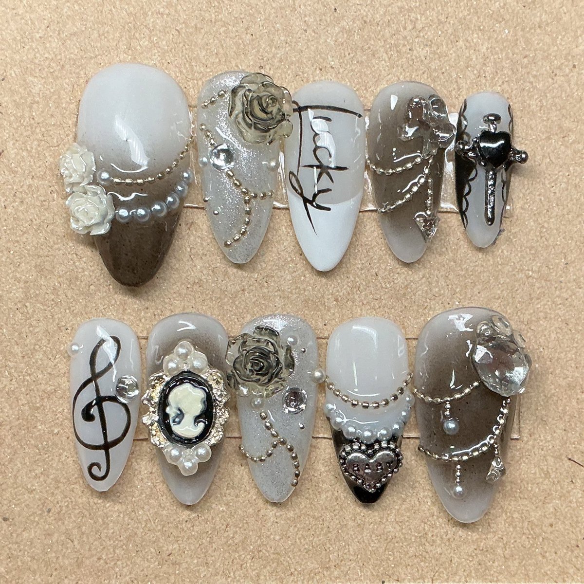 🎀 เล็บปลอมเจ้าหญิง 🎀 ส่งของทุกวัน ✨ tweet media