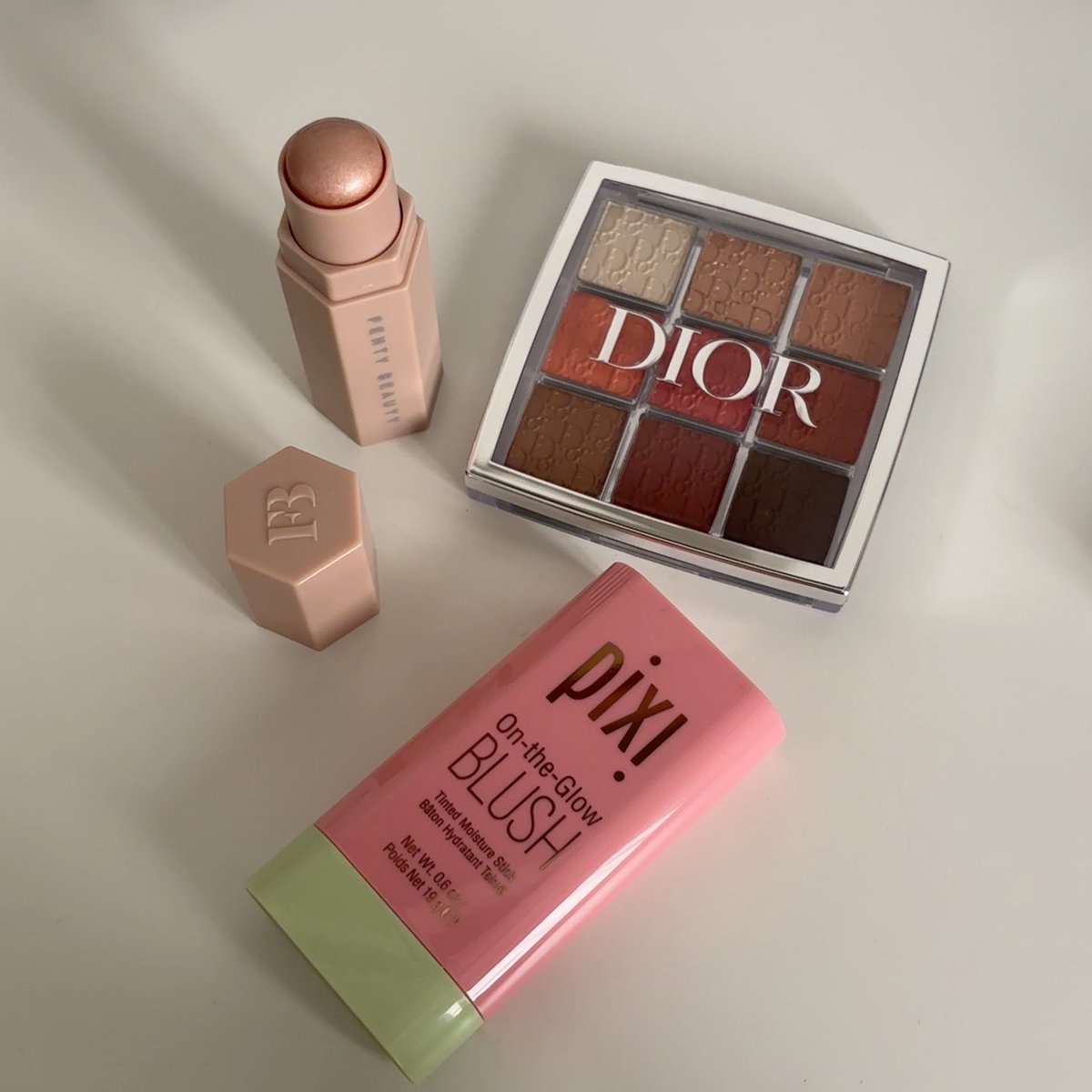 افهم برجك tweet media