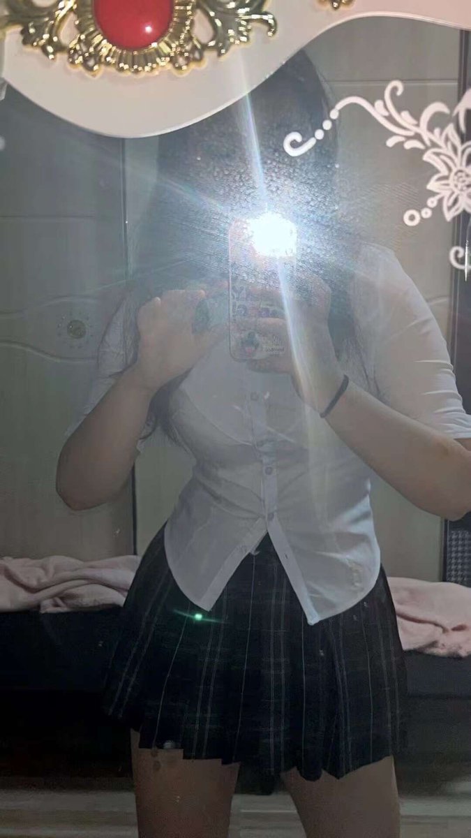 山东字母墙 tweet media