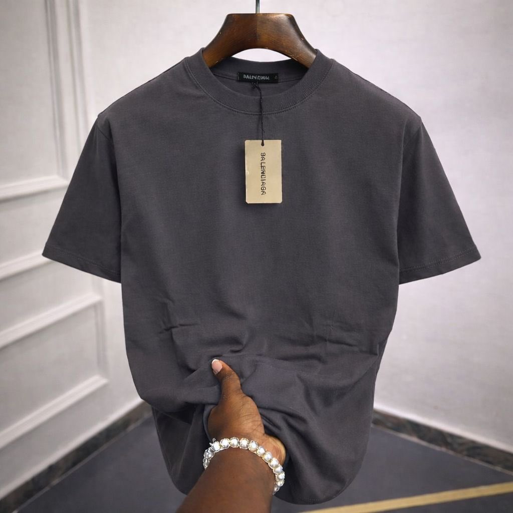 Christianah Of Tianah_brand👟👚👖👞 tweet media