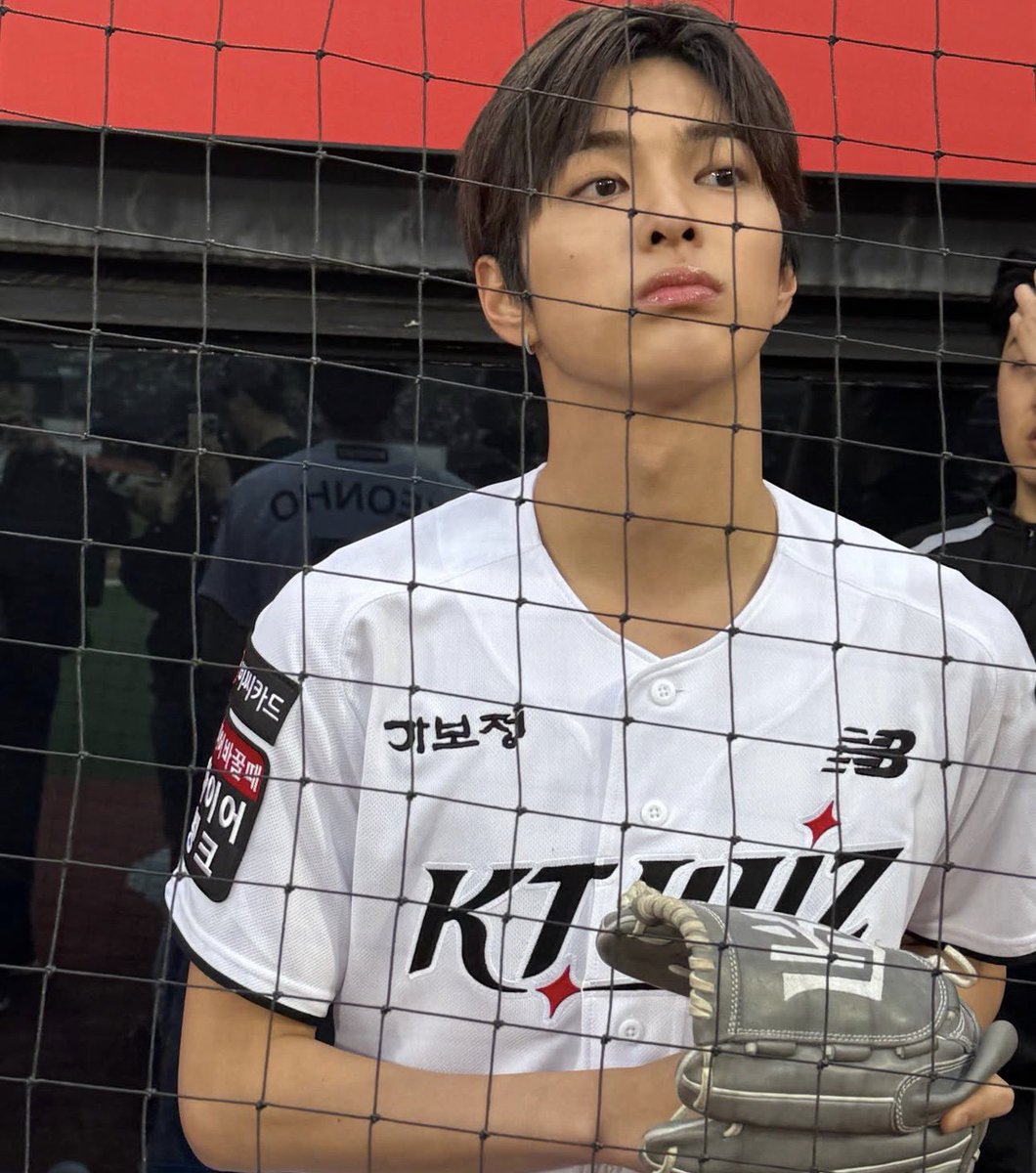 keonho pics tweet media