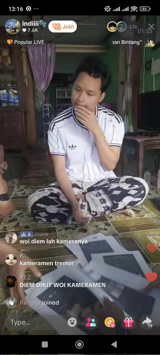 Indonesian Poop Base tweet media