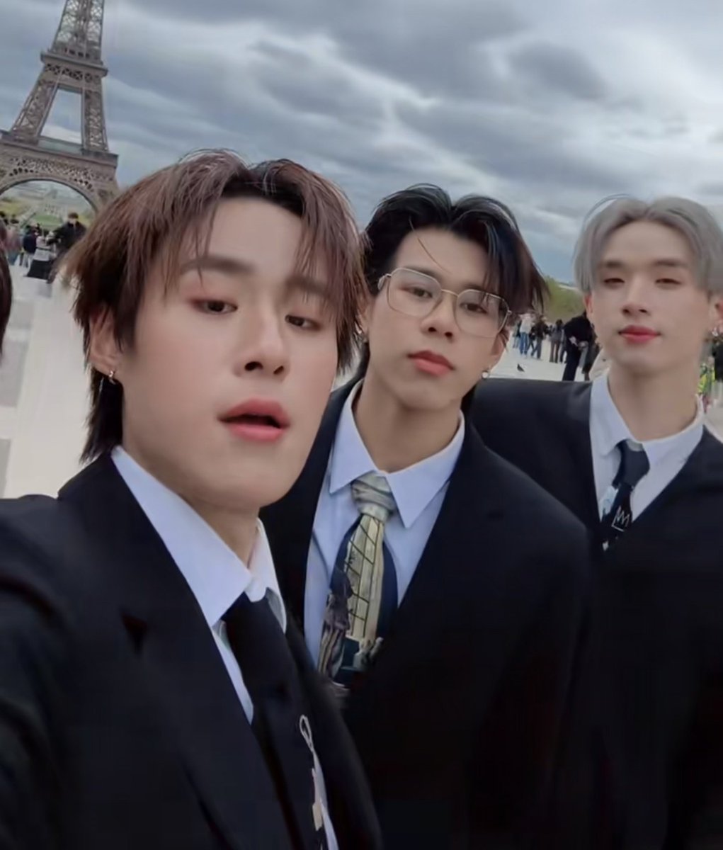 𝙧𝙤𝘀𝗮𝗻𝙖 🀄 tweet media