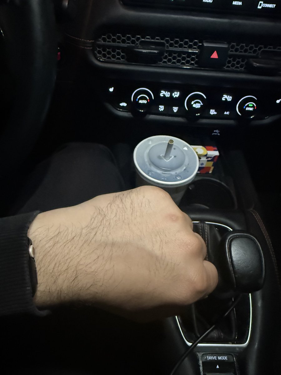 Himmat Manes tweet media