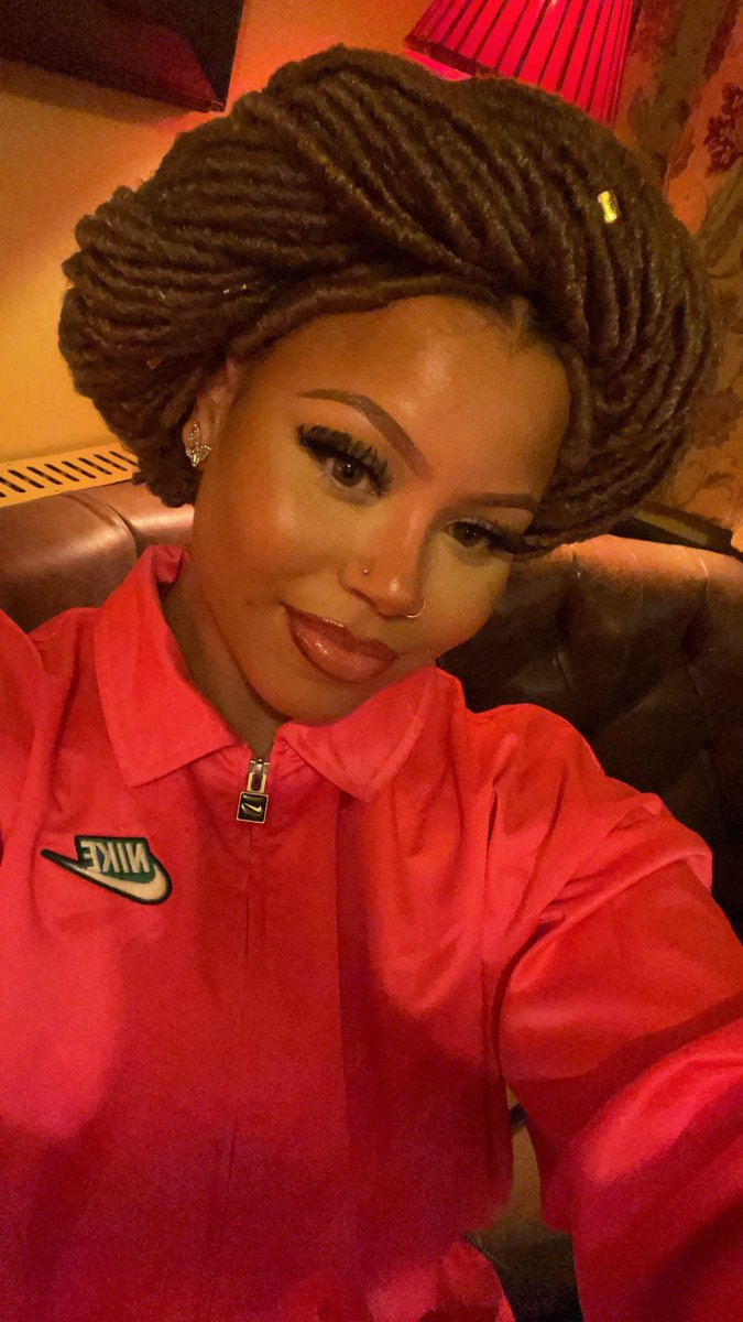 Ellesse🇯🇲 tweet media