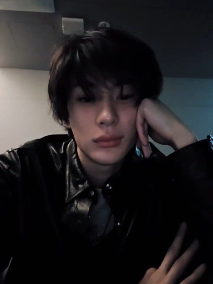 แบ้ง tweet media