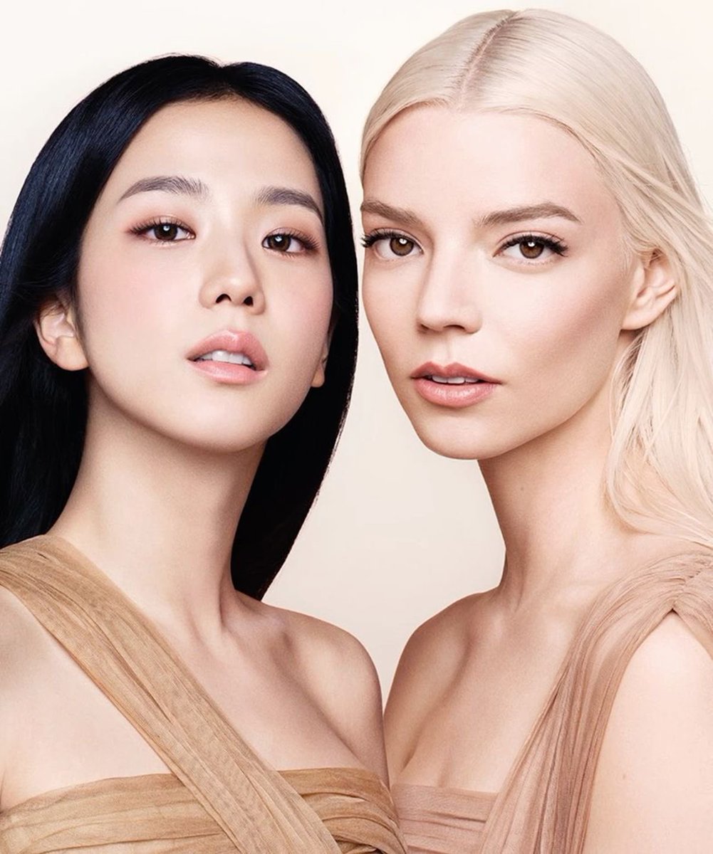 𝘚𝘦𝘰 𝘔𝘪𝘳𝘢𝘦'𝘴 𝘎𝘪𝘳𝘭𝘧𝘳𝘪𝘦𝘯𝘥🎧🐰 tweet media