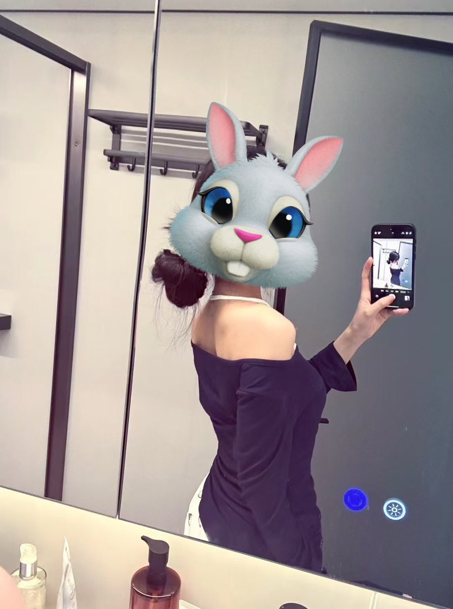 福建字母墙 tweet media