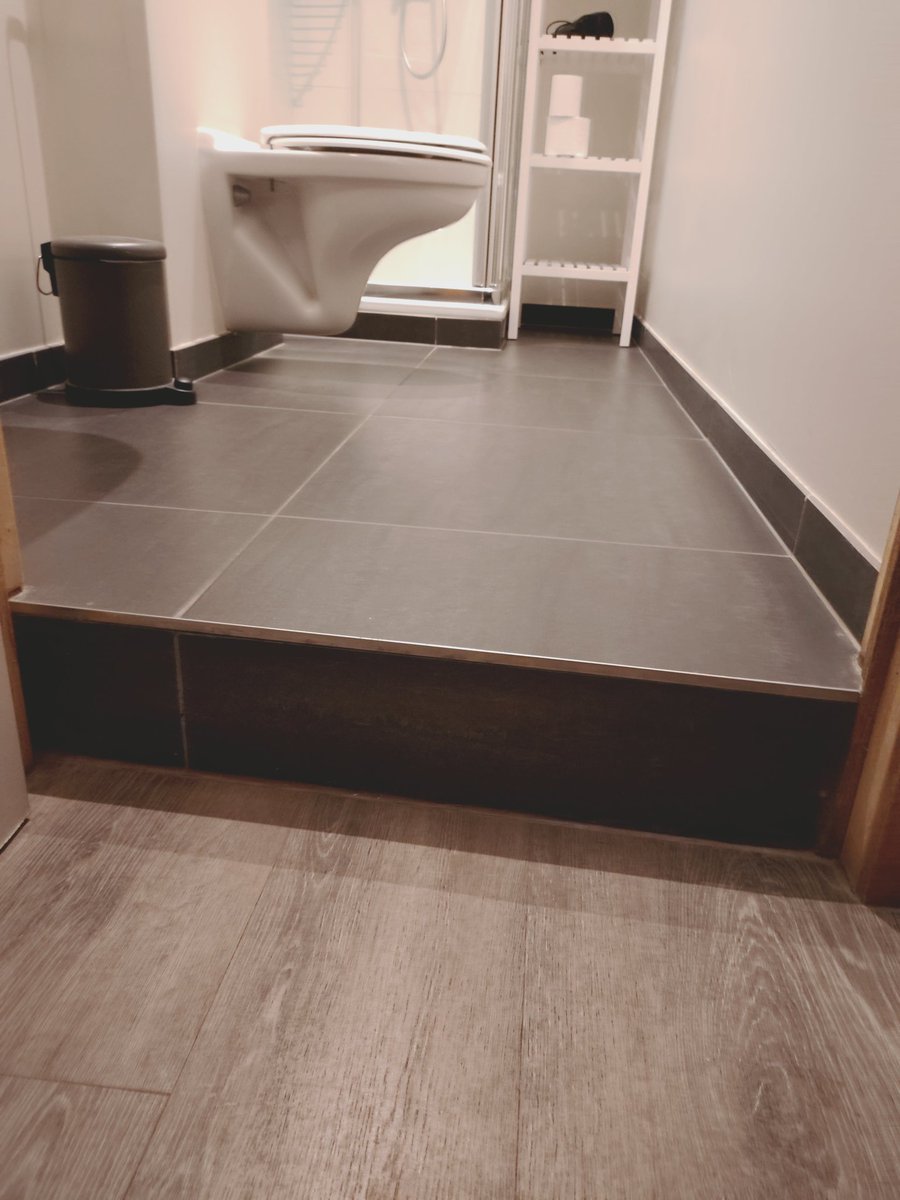 Peter Lind tweet media