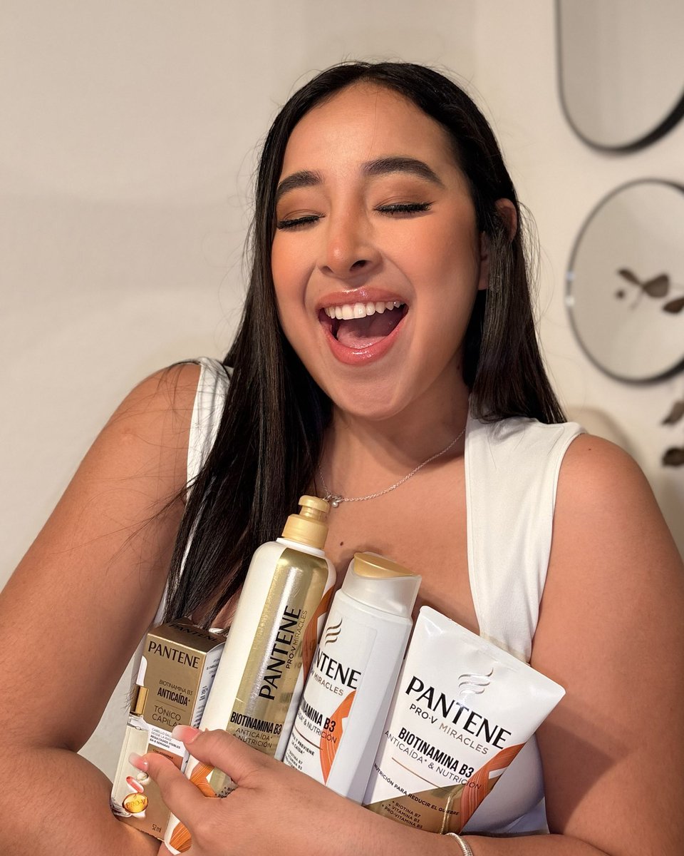 Julieth_sulin's tweet photo. No me lo puedo creer!!🫧✨
Colaboración bonita con #pantene https://t.co/EC9ViiG4Td