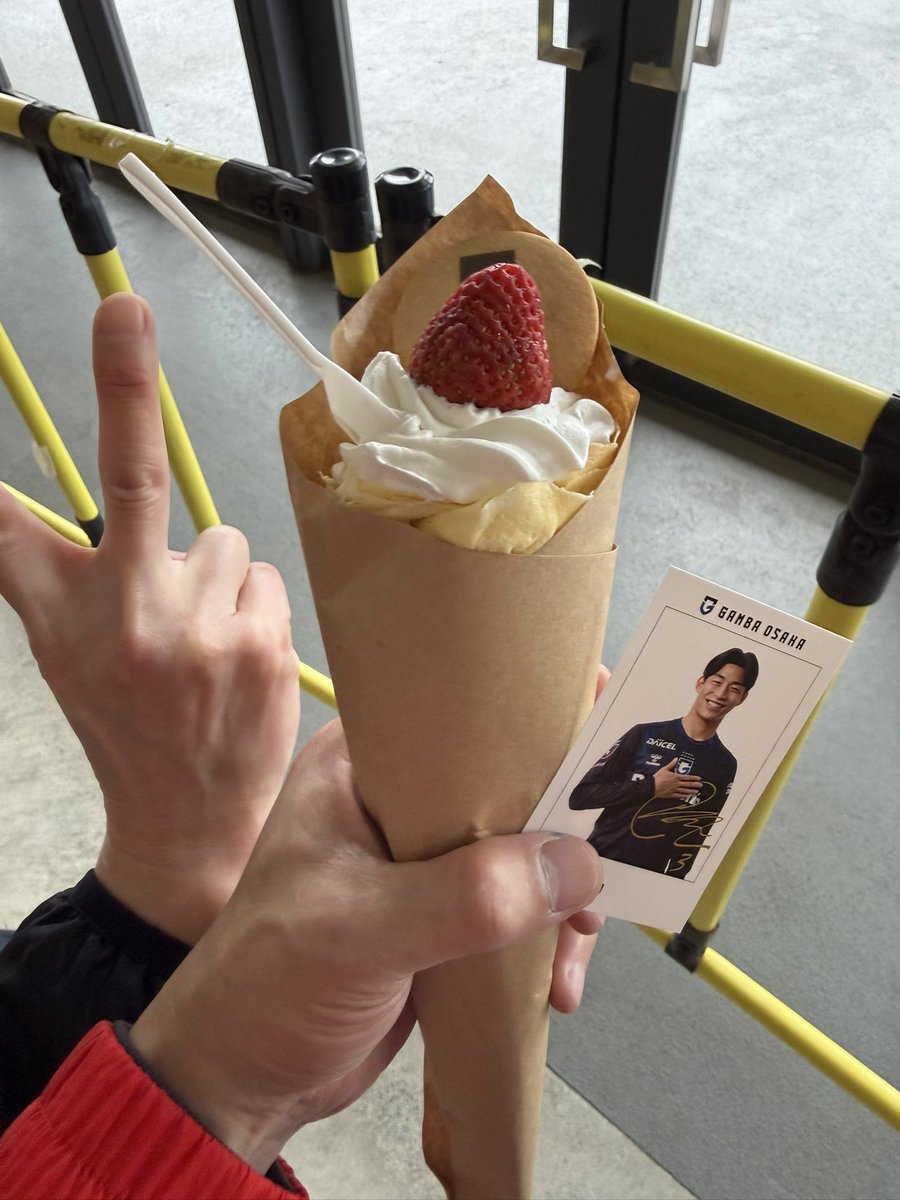 michiyanma's tweet photo. 半田��選手のコラボ。今シーズン2度目ですがやっぱりうまい。

#スタグル
#ガンバ大阪 https://t.co/XclmRKRuIu
