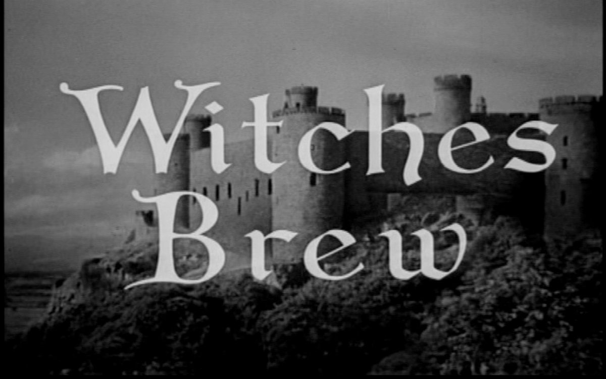 TalkingPicsTV's tweet image. A woman with mystical powers convnces King Bors she is working evil... Merlin is enlisted against these powers!

#WilliamRussell is SIR LANCELOT (1957) 8:25am in 'Witches Brew' #TPTVsubtitles