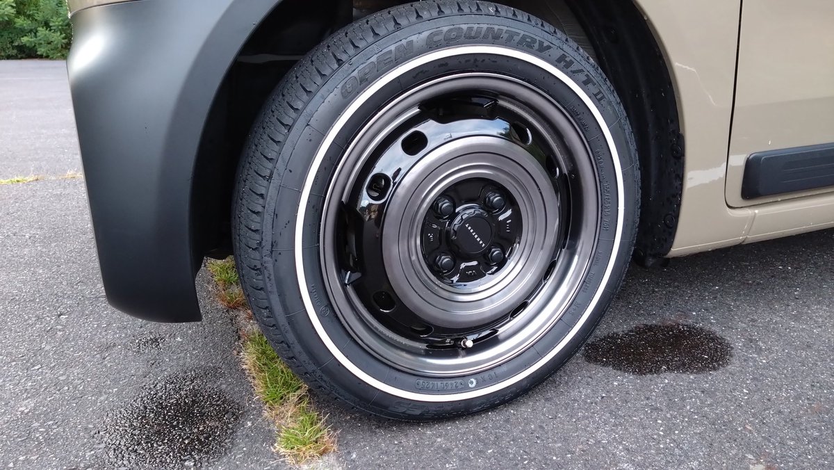 LH_CG891 tweet media