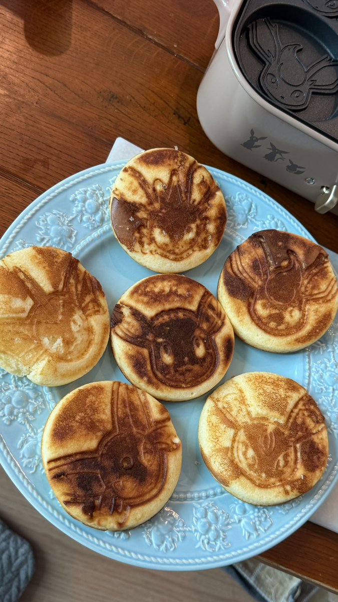 ブイズパンケーキティータイム🥞🍴🫖🤎