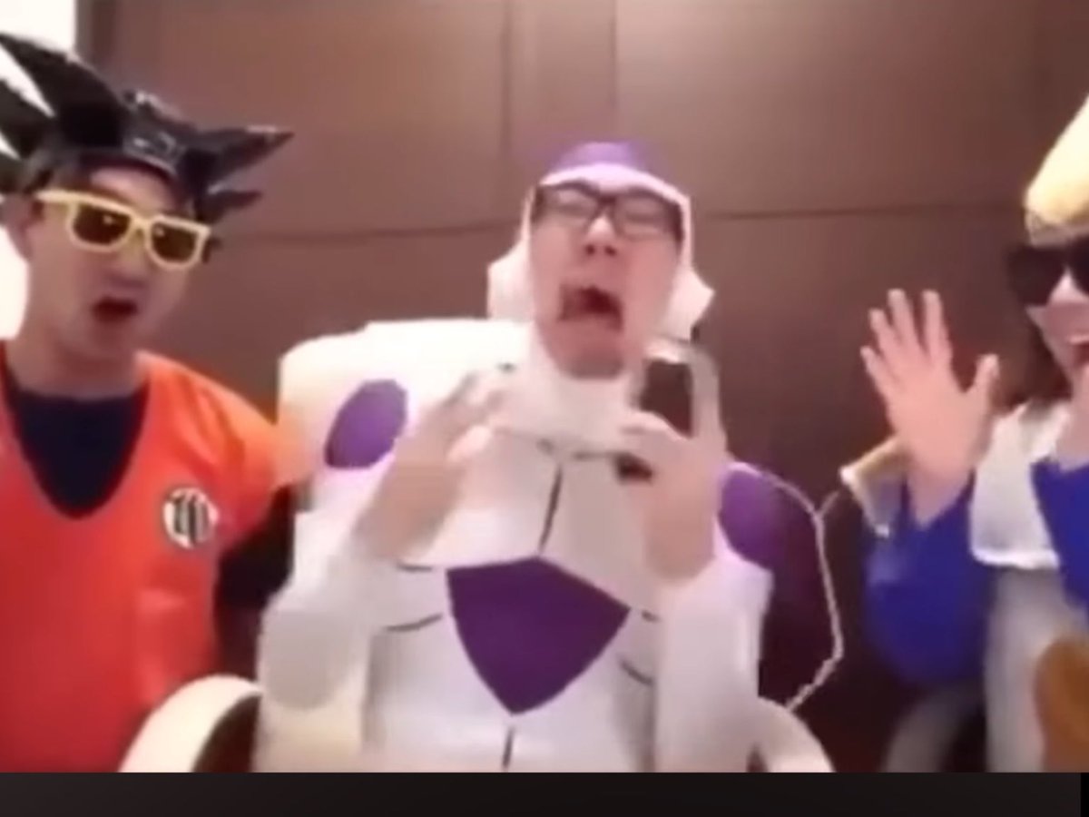 あろにあ tweet media