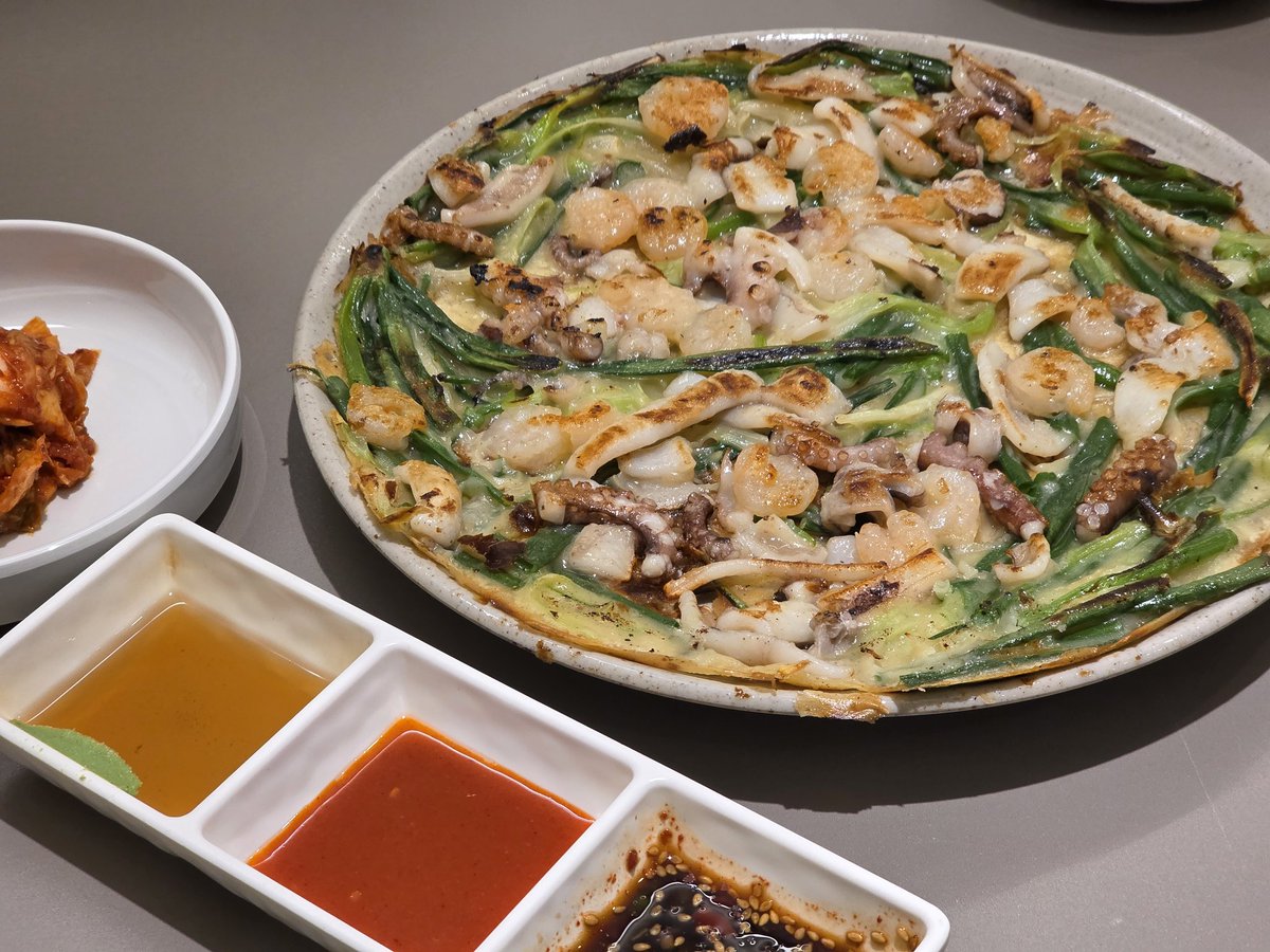 김루시 tweet media