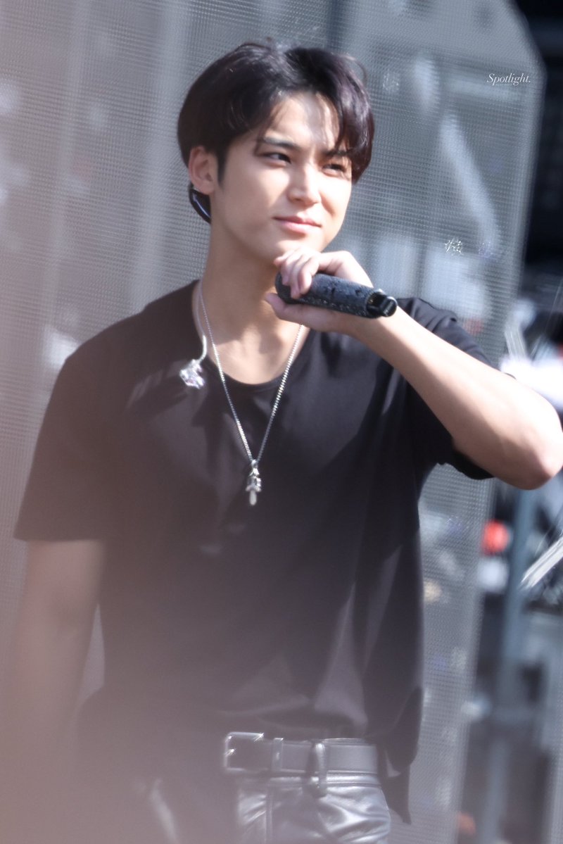 𝘚𝘱𝘰𝘵𝘭𝘪𝘨𝘩𝘵 tweet media