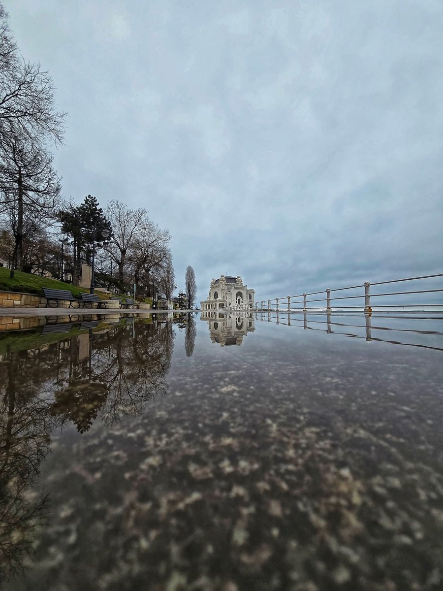 Travel_2Romania's tweet photo. La Palatul Cazinoului din Constanța.
📸Marius Nistor 
#TraveltoRomânia https://t.co/uBhMJVGR3k