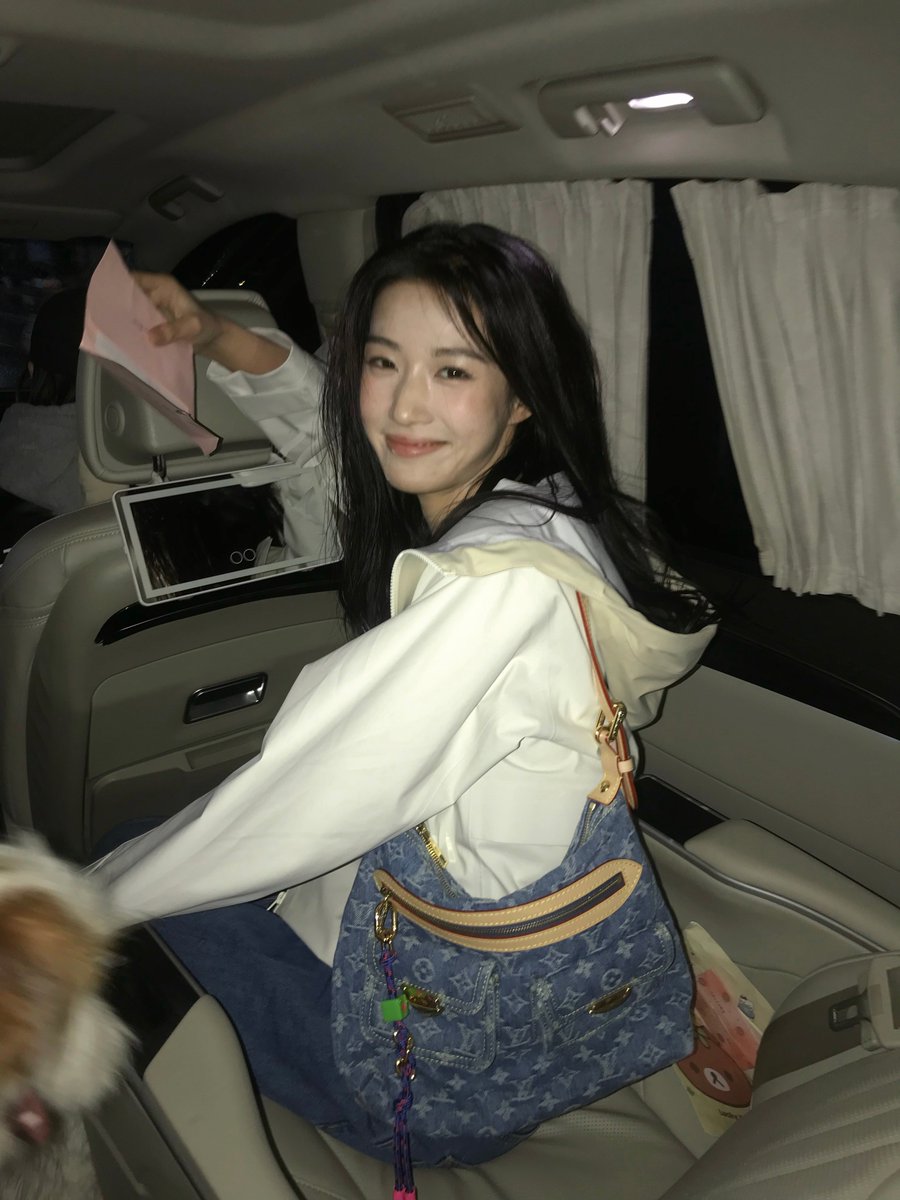 니슈어파 tweet media