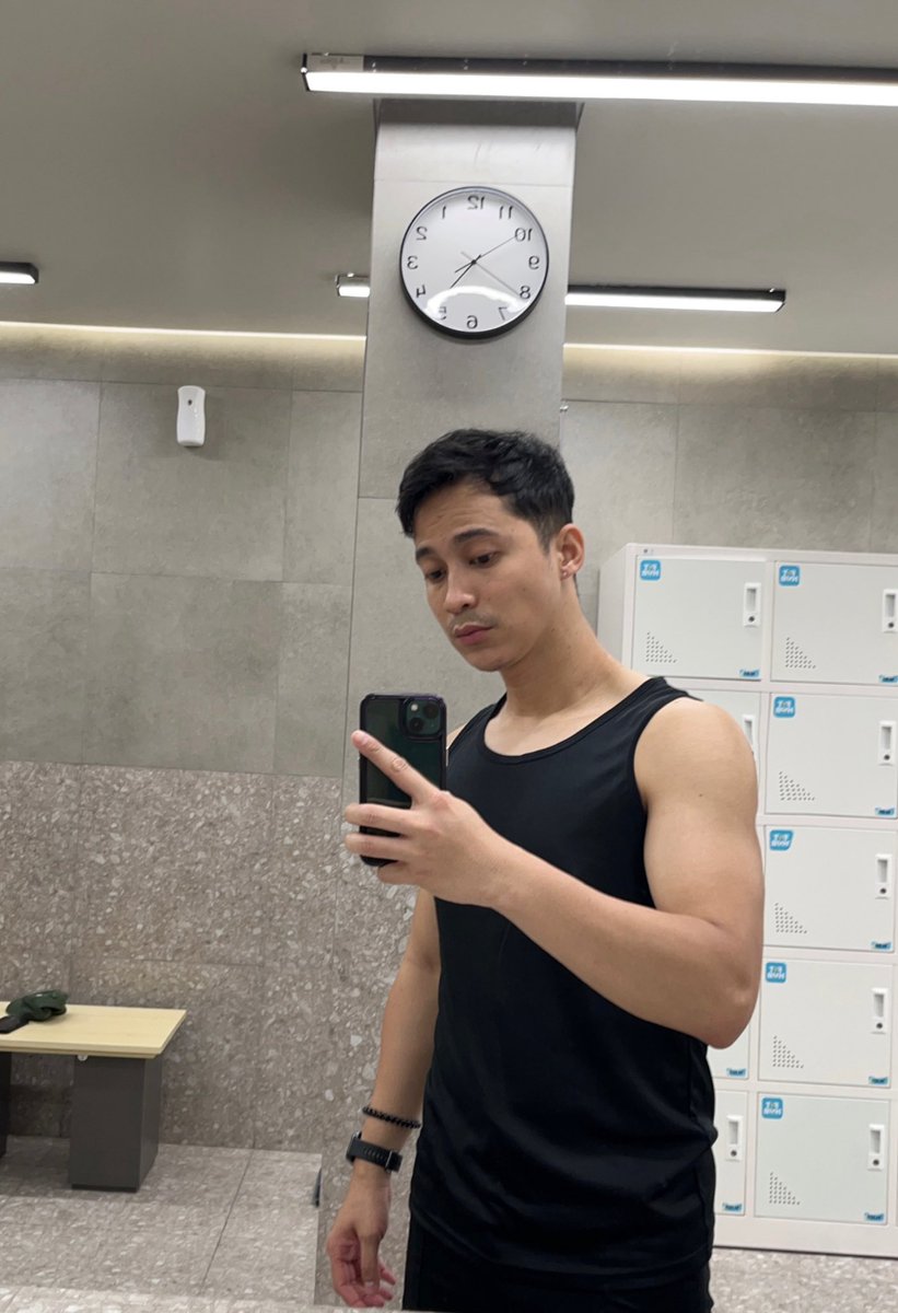 Sweetener tweet media