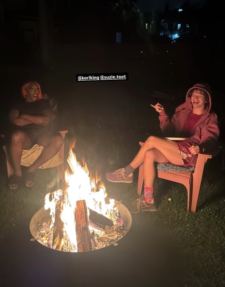 🎲 team toot tweet media