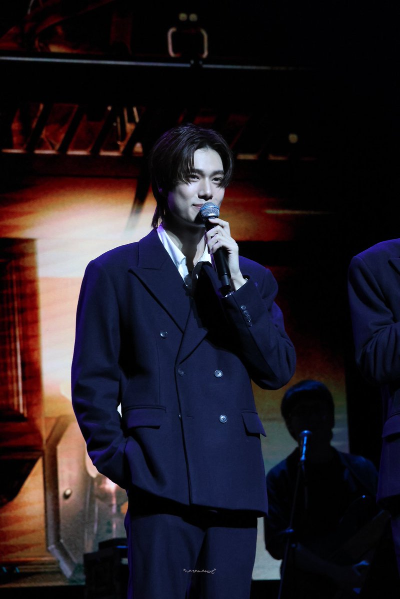 𝒄𝒆𝒍 tweet media