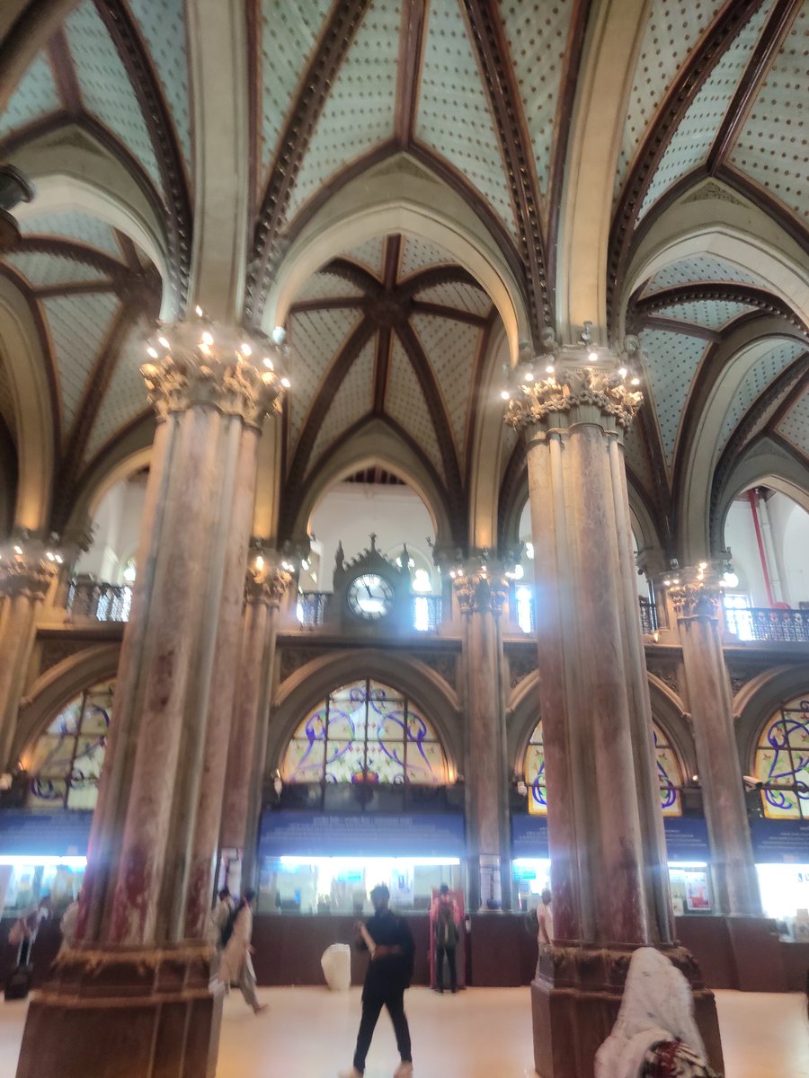 Last Train Home tweet media