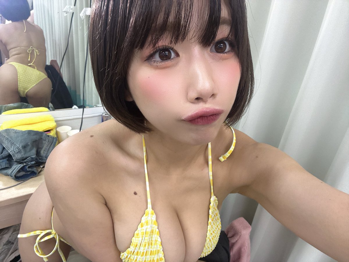 初WJのセッション、たくさん撮ってくれてありがとう🥳❕会いに来てくれたみんなのお陰で楽しくてあっという間におわってしまった…！ずっとりなのとこいてくれた方々、かなり心強くて、寂しい時間なく過ごせたことが本当に嬉しかったよ🥲ありがとう💖ビジュ磨き上げてかけぬけるぞーん❕てっぺん目指そ https://t.co/kocSxEYtGe
