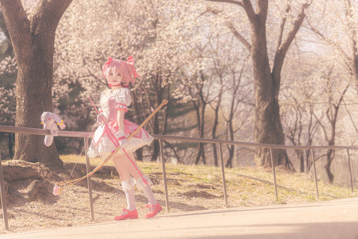 오로지라운지 tweet media