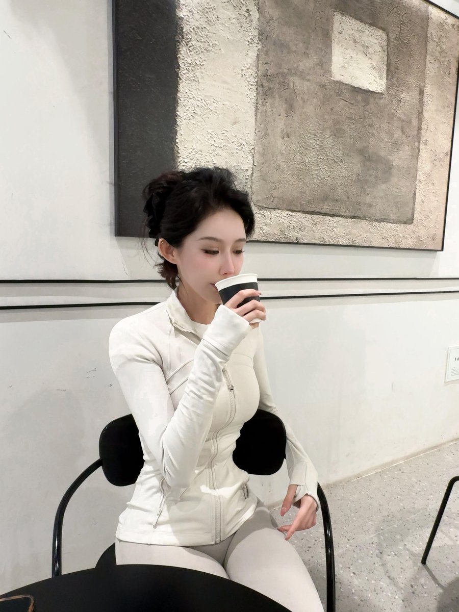 一只黑鹿🦌 tweet media