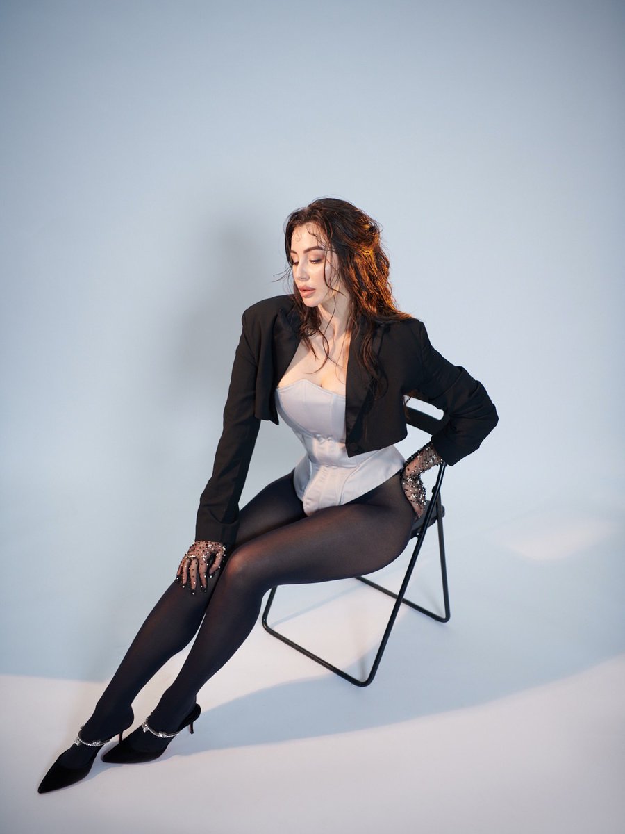 Azad khayal tweet media