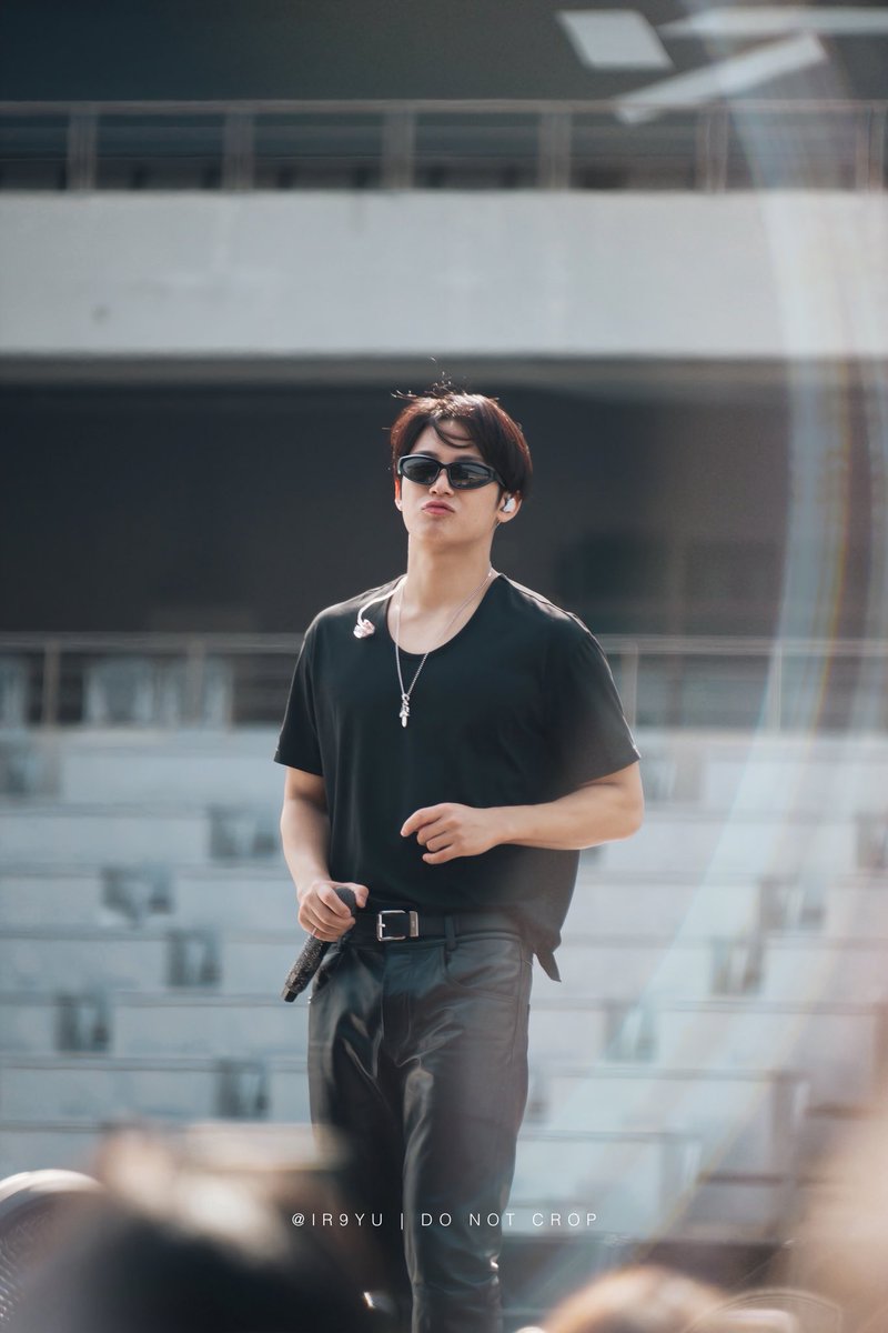 이르규 tweet media