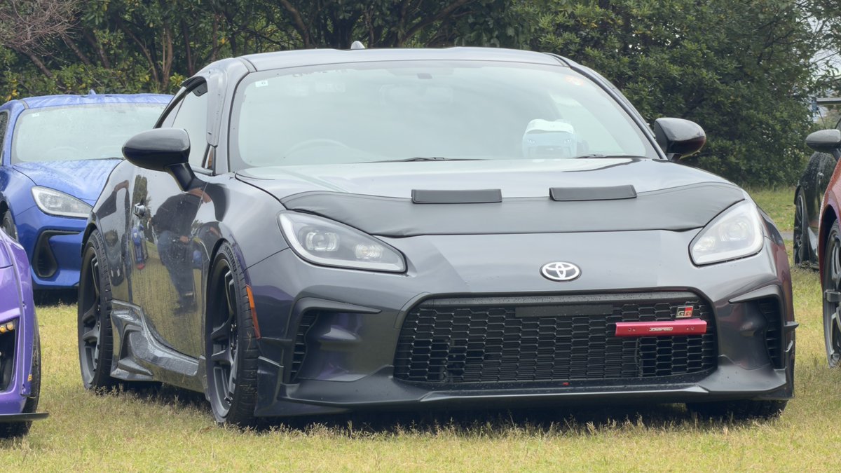 ばーちーで北米仕様 tweet media