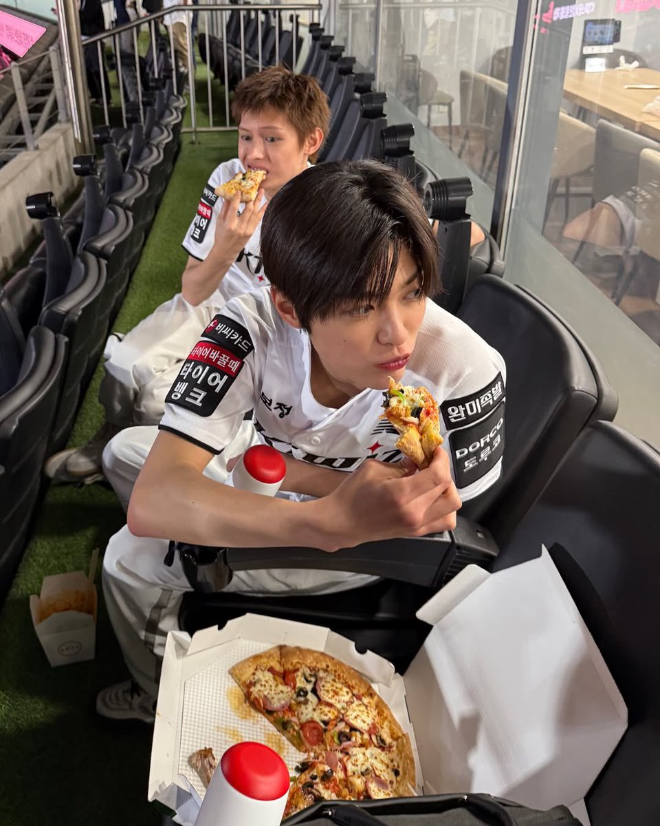 cho 🍞 tweet media