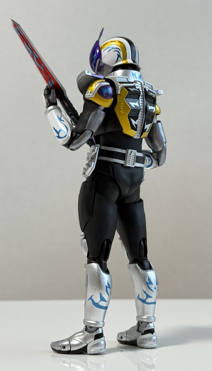 Popuchan_4saba's tweet photo. 真骨彫 仮面ライダー電王 ソードフォーム リペイントのネガ電王
久しぶりに引っ張り出してきた
よくやったなあ
もう絶対やれる気がしないw
作った当時はあれもこれもつくりたかったけどな
ライナーとか超クライマックスとかウイングとかウラとかデネブとか出ないかなあ
あ、先ずはブレイド出してもろて https://t.co/V1OAuwva3s