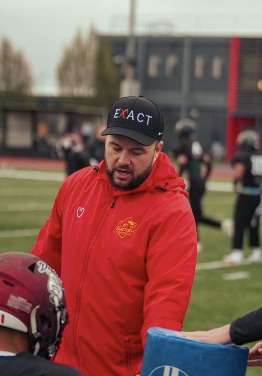 Coach Scott Quade tweet media