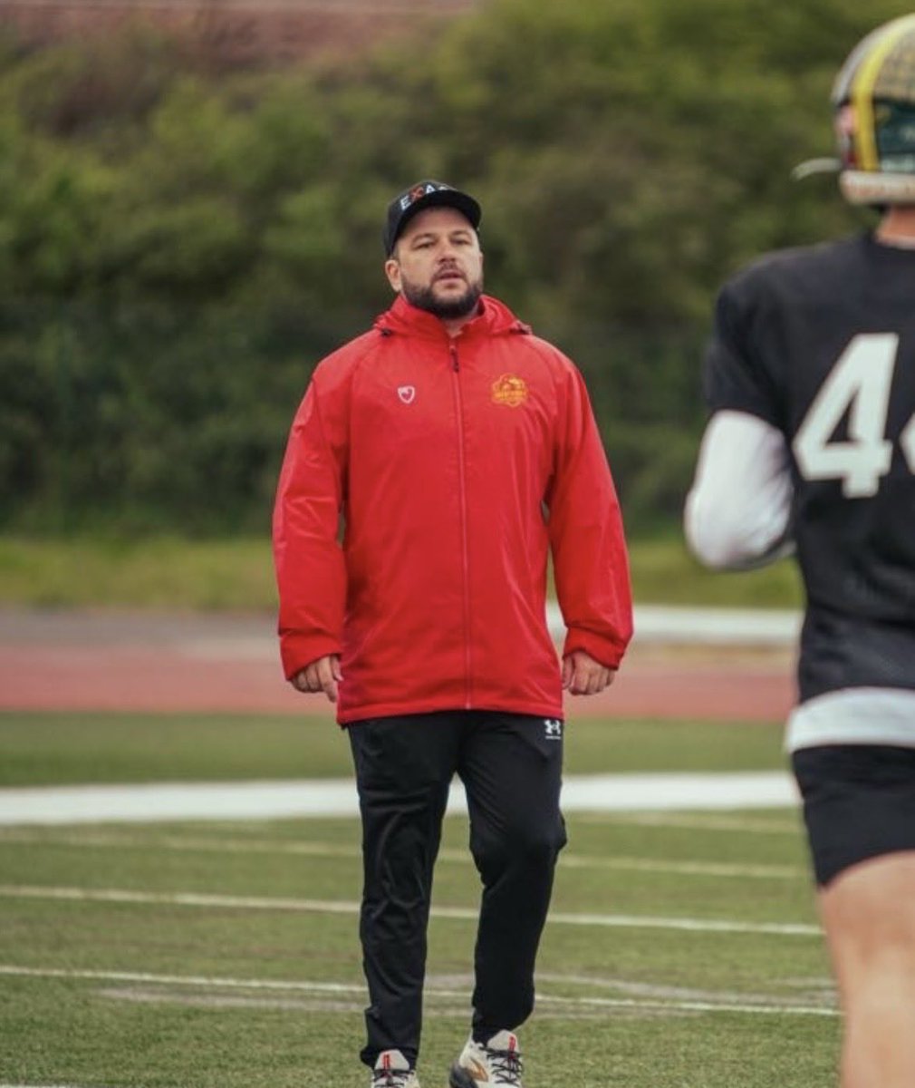 Coach Scott Quade tweet media