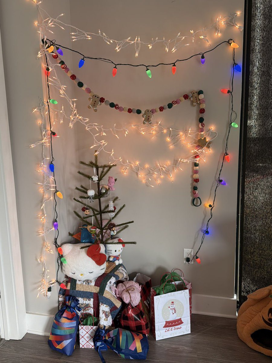 Rae Fencer tweet media