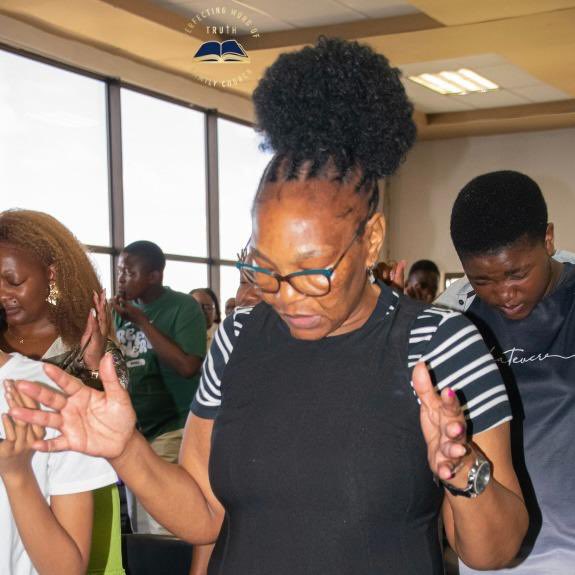 MaKhoza🍯 tweet media