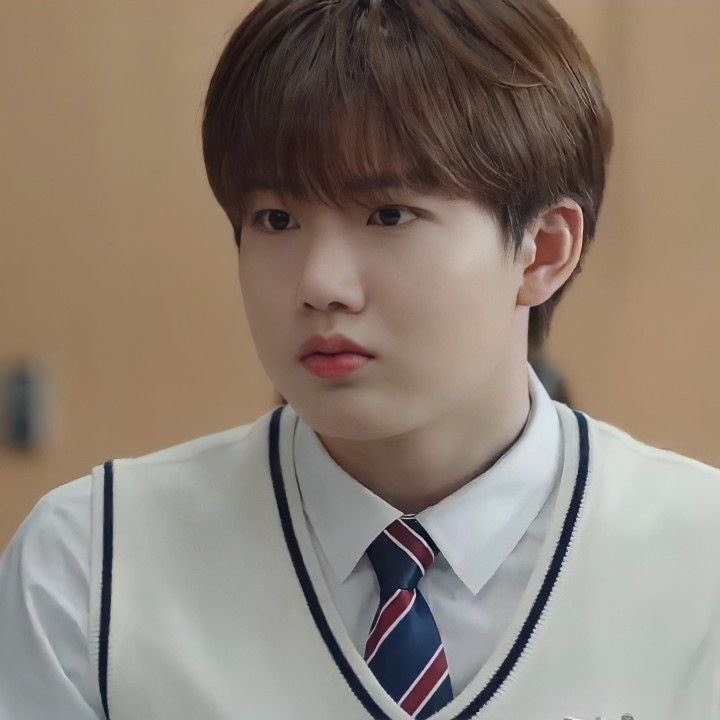 ade⟢⋆˙ tweet media