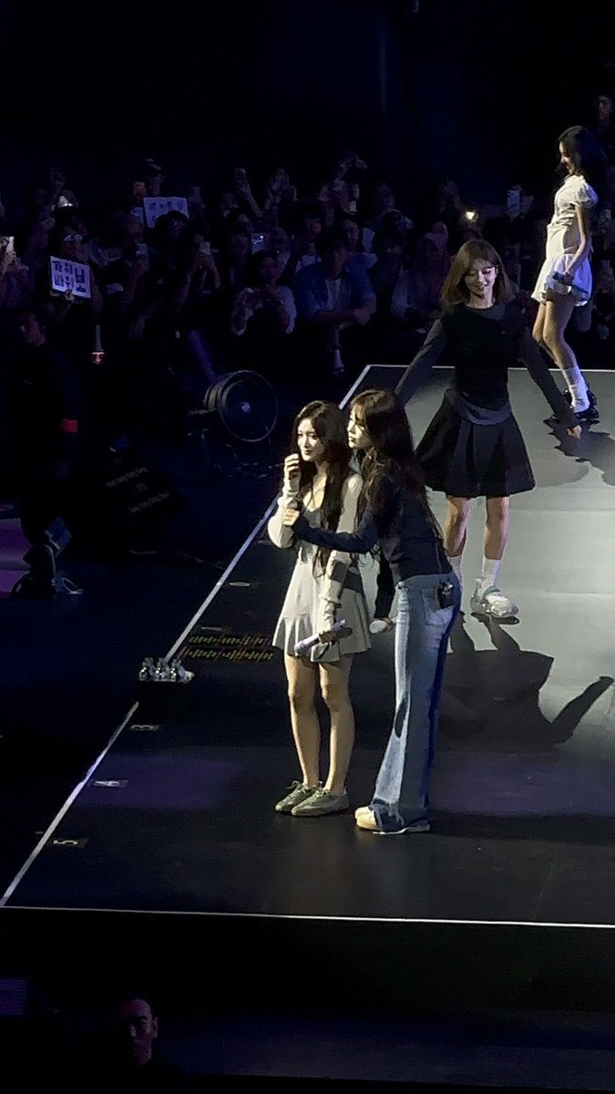 nash 🪽 tweet media