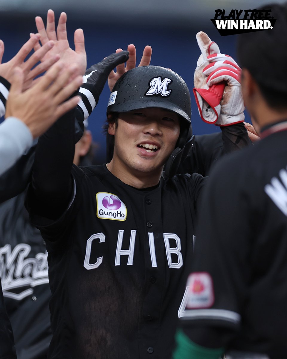 OPEN THE SCORING #chibalotte #MarinesBaseball