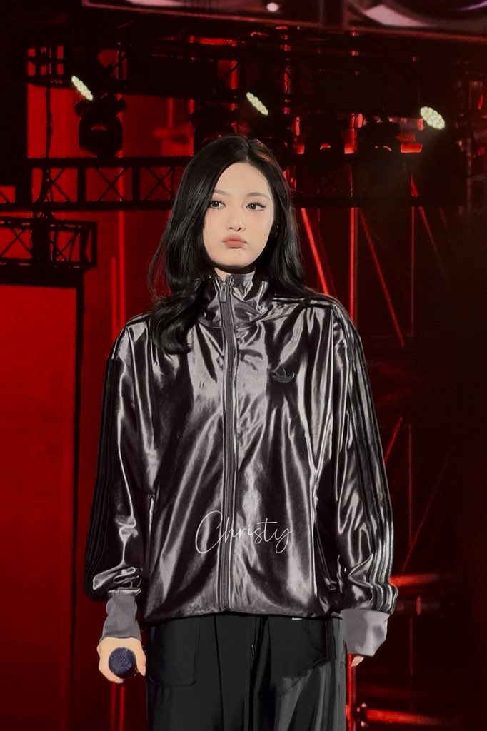 Christy😸 tweet media