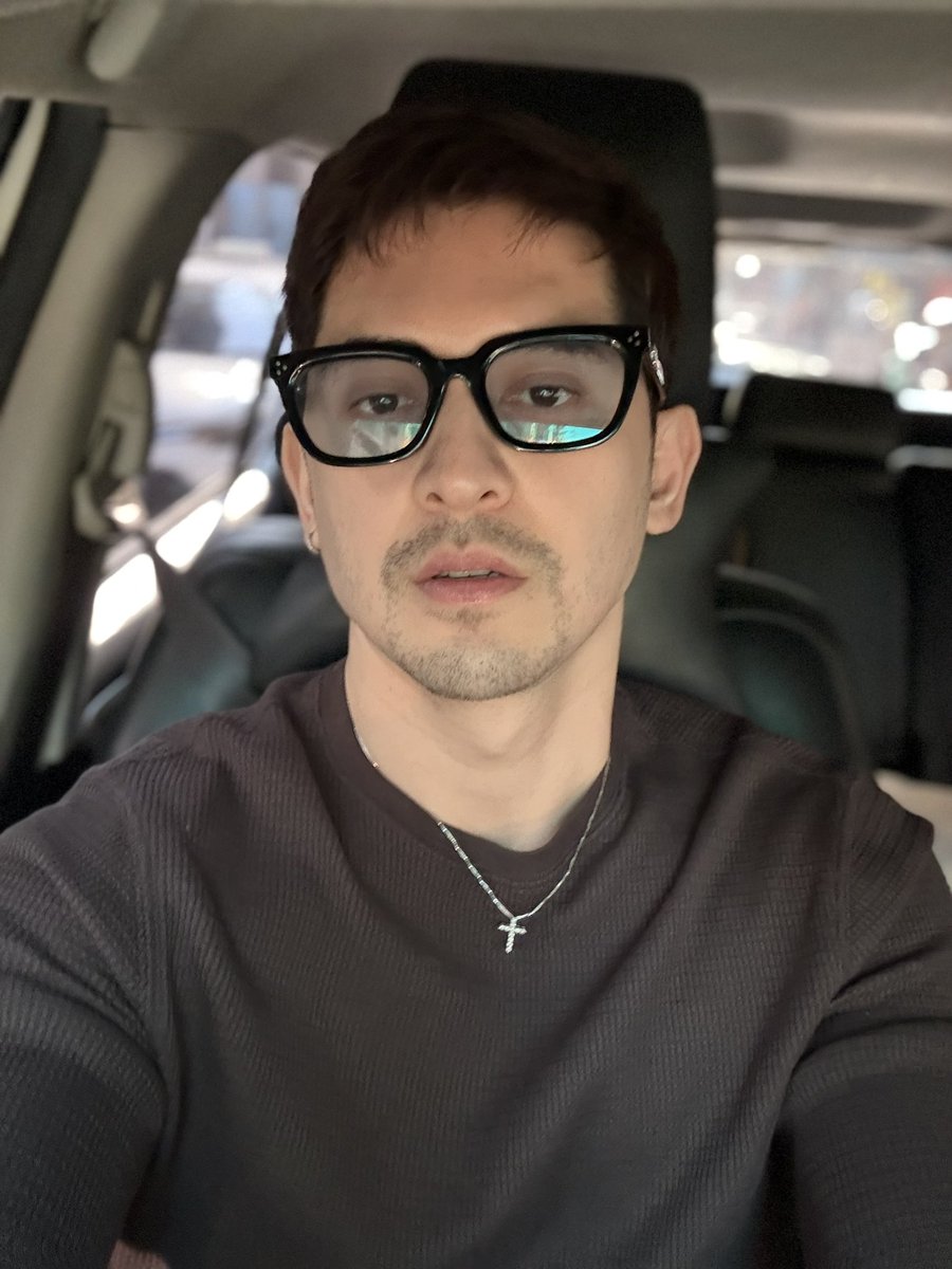 ahron villena tweet media