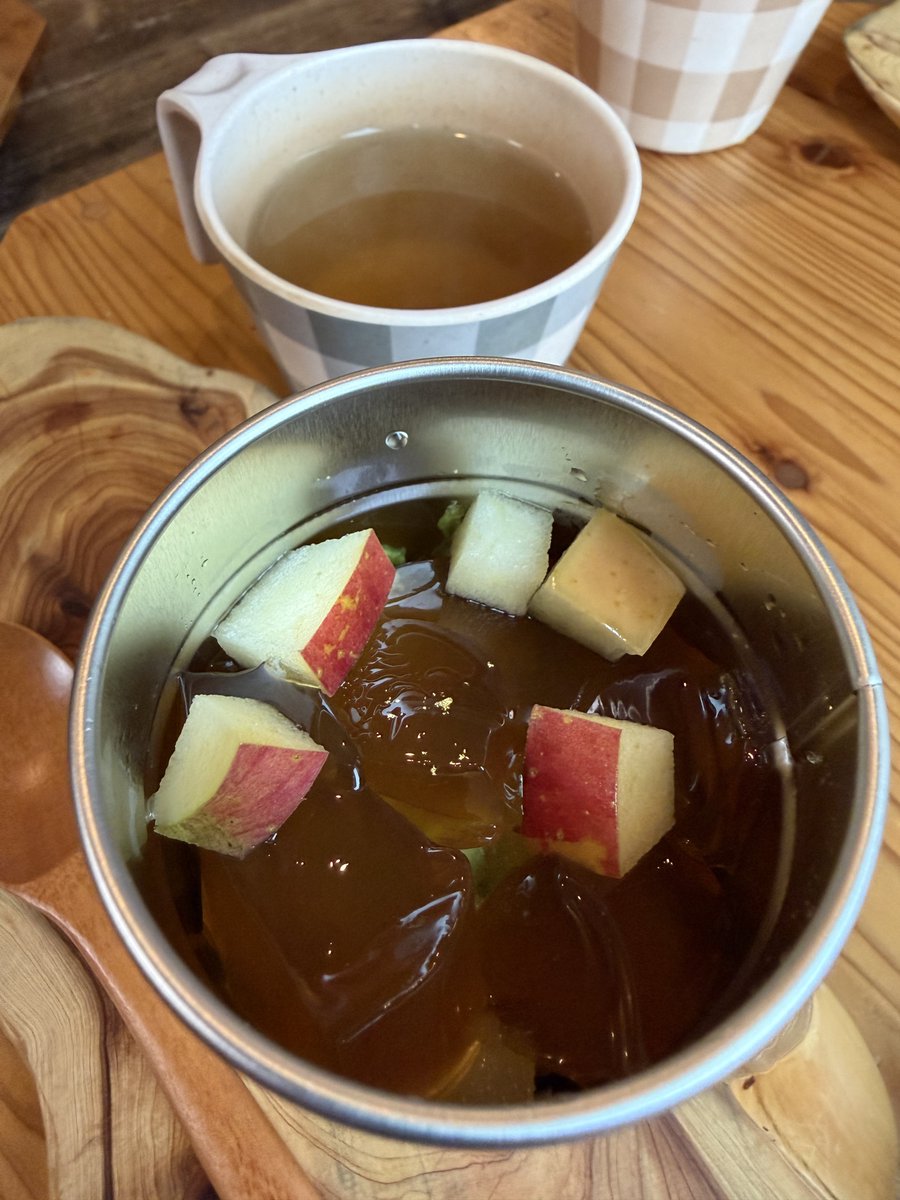 ひておん tweet media