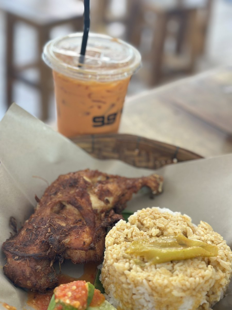 🌻 S u n 🌻 tweet media