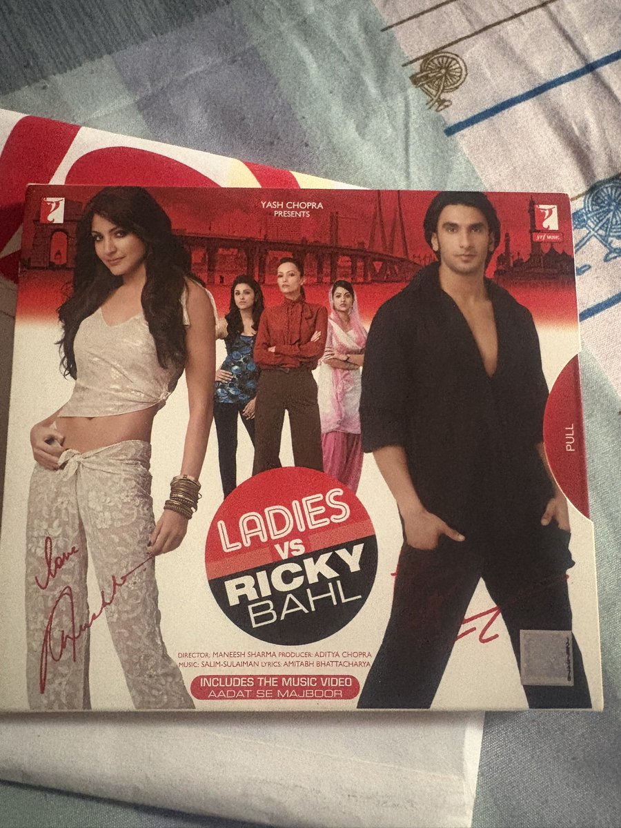 When I realised that I have autographs of both Anushka Sharma and Ranveer Singh 😝 From my collection