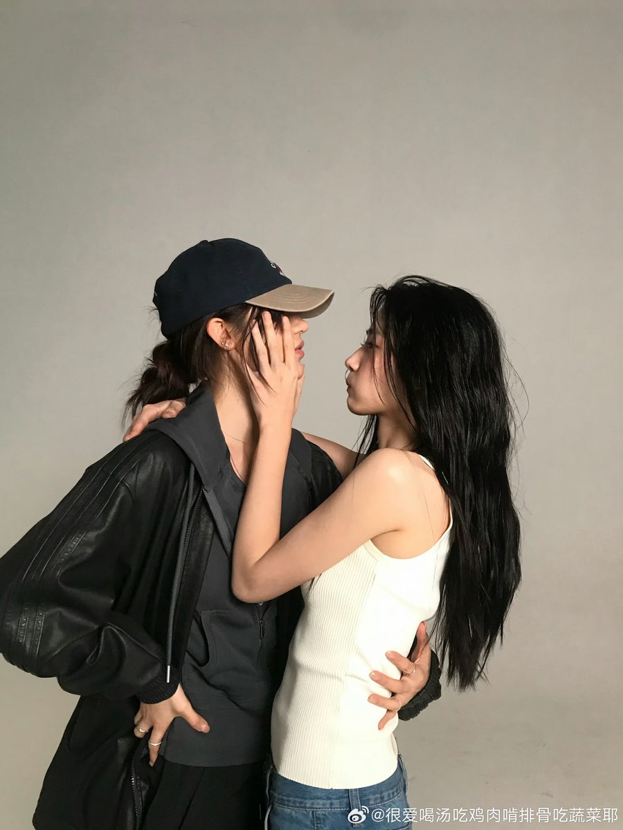 캐더 tweet media